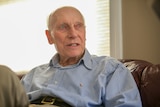 Portrait picture of Manfred Steiner who earned his PhD in physics at the age of 89.