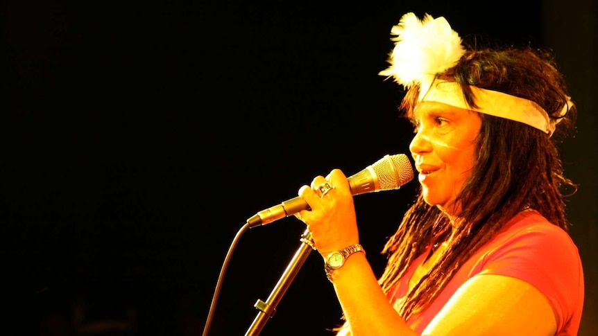 Indigenous singer Shellie Morris on stage