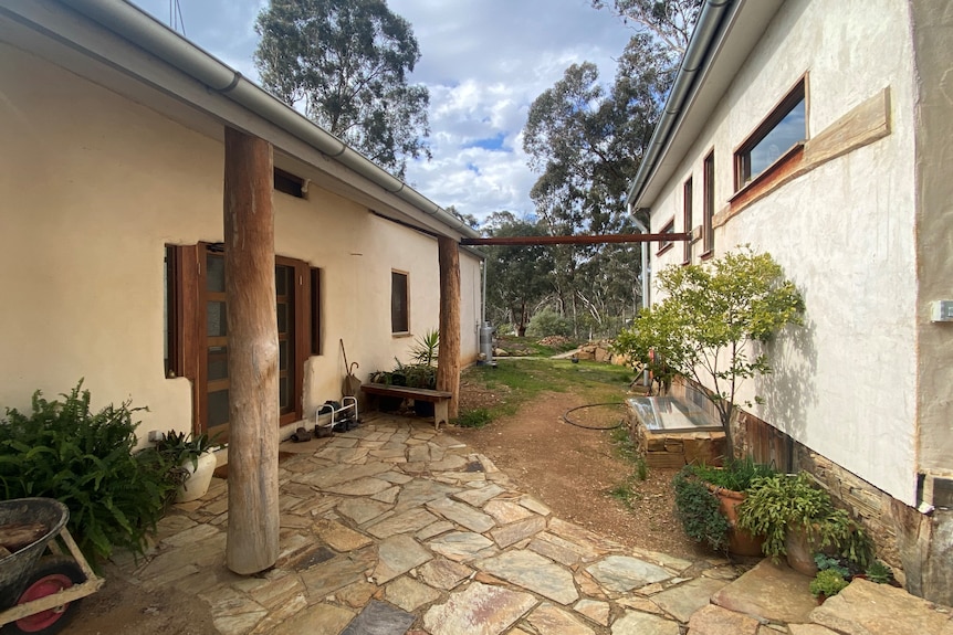 A photo of the front door 