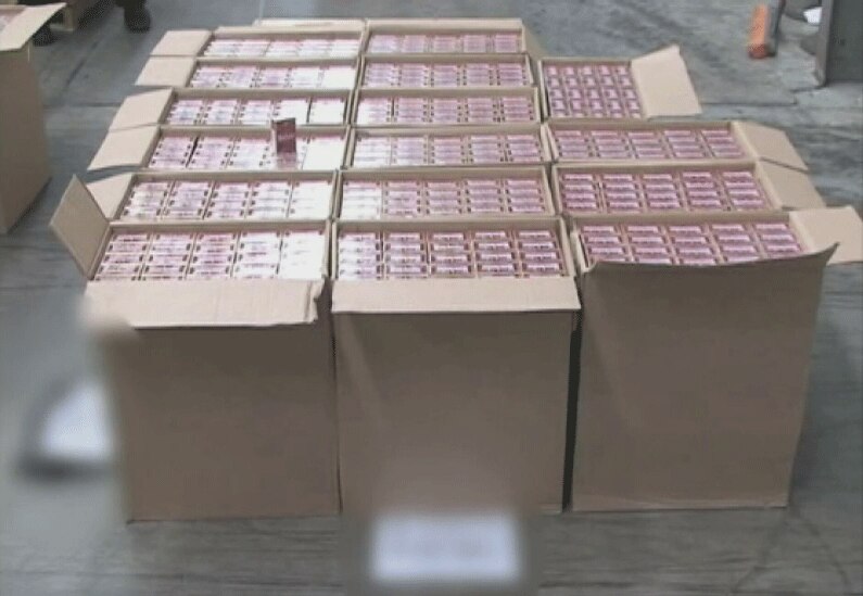 Rising tobacco taxes 'will encourage cigarette smuggling', say Qld experts 