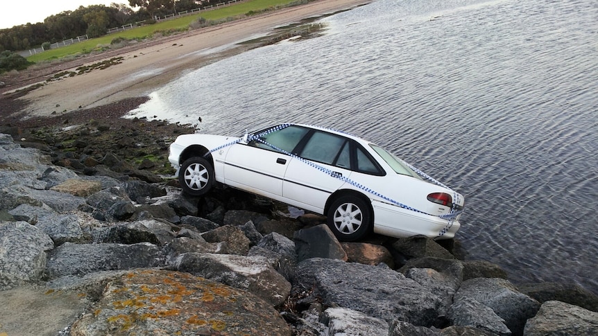 Car on the rocks