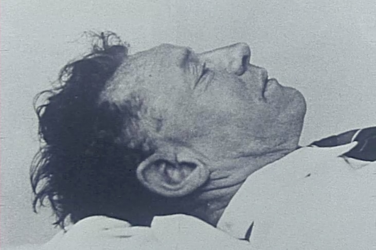 Black and white photo of the Somerton Man