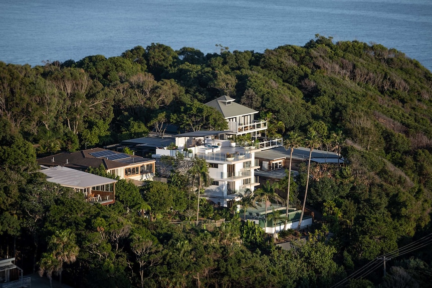 Mansions overlooking the ocean at Byron Bay, Australia's most easterly point.