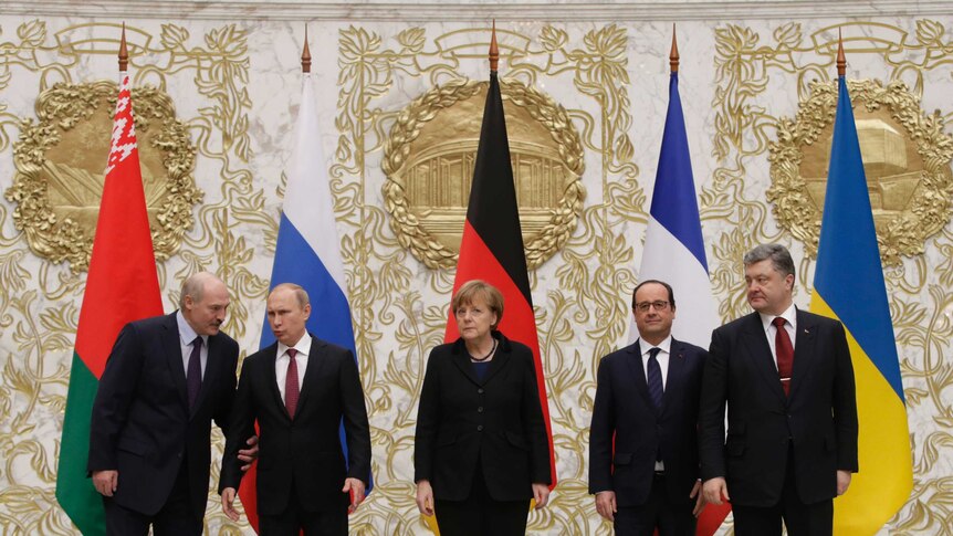 Leaders gather at peace talks in Minsk
