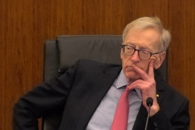 Commissioner Kenneth Hayne looking thoughtful at the banking royal commission