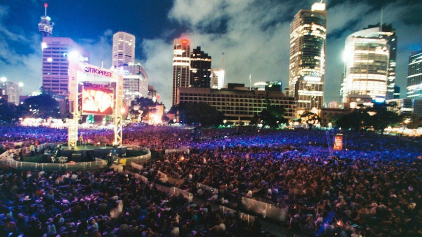 Tropfest film festival Sydney crowds 2004