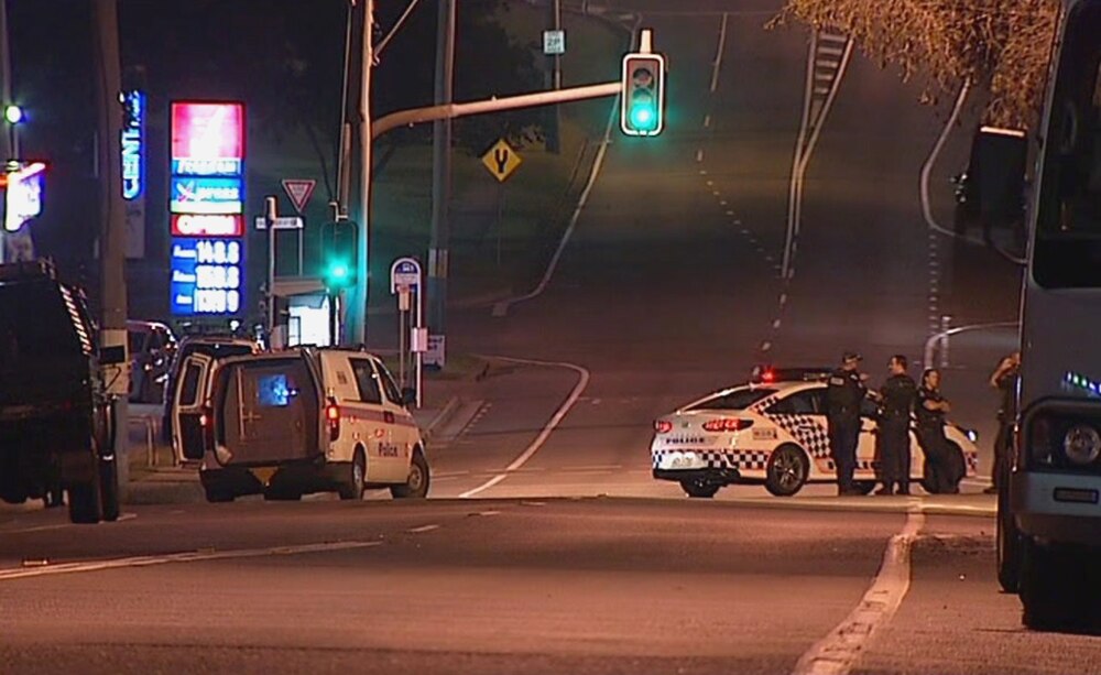 Video shows gunman taking Gold Coast petrol station attendant hostage