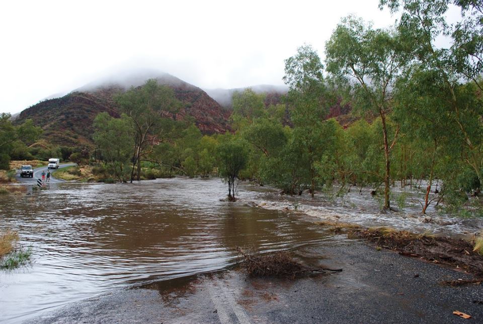 Nt Flooding Man Walks 40km For Help As Waters Cut Roads Leave Tourists Stranded Abc News