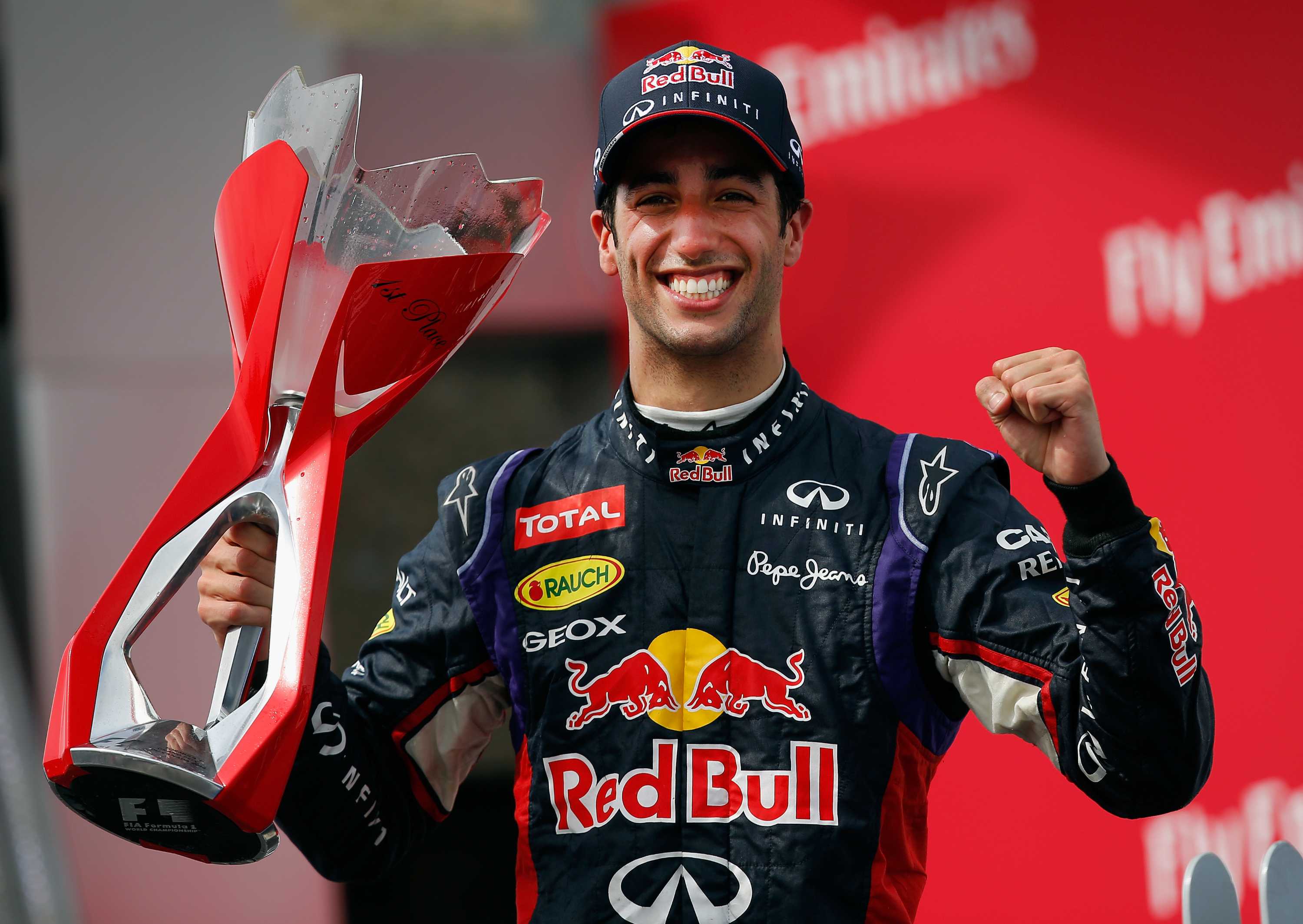 Australia's Daniel Ricciardo Beats Nico Rosberg To Win The Canadian F1 ...