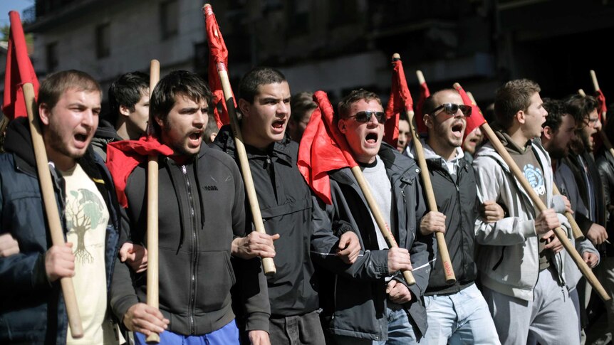 Greeks rally in anti-austerity strike