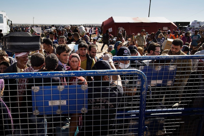 Refugees near Suruc