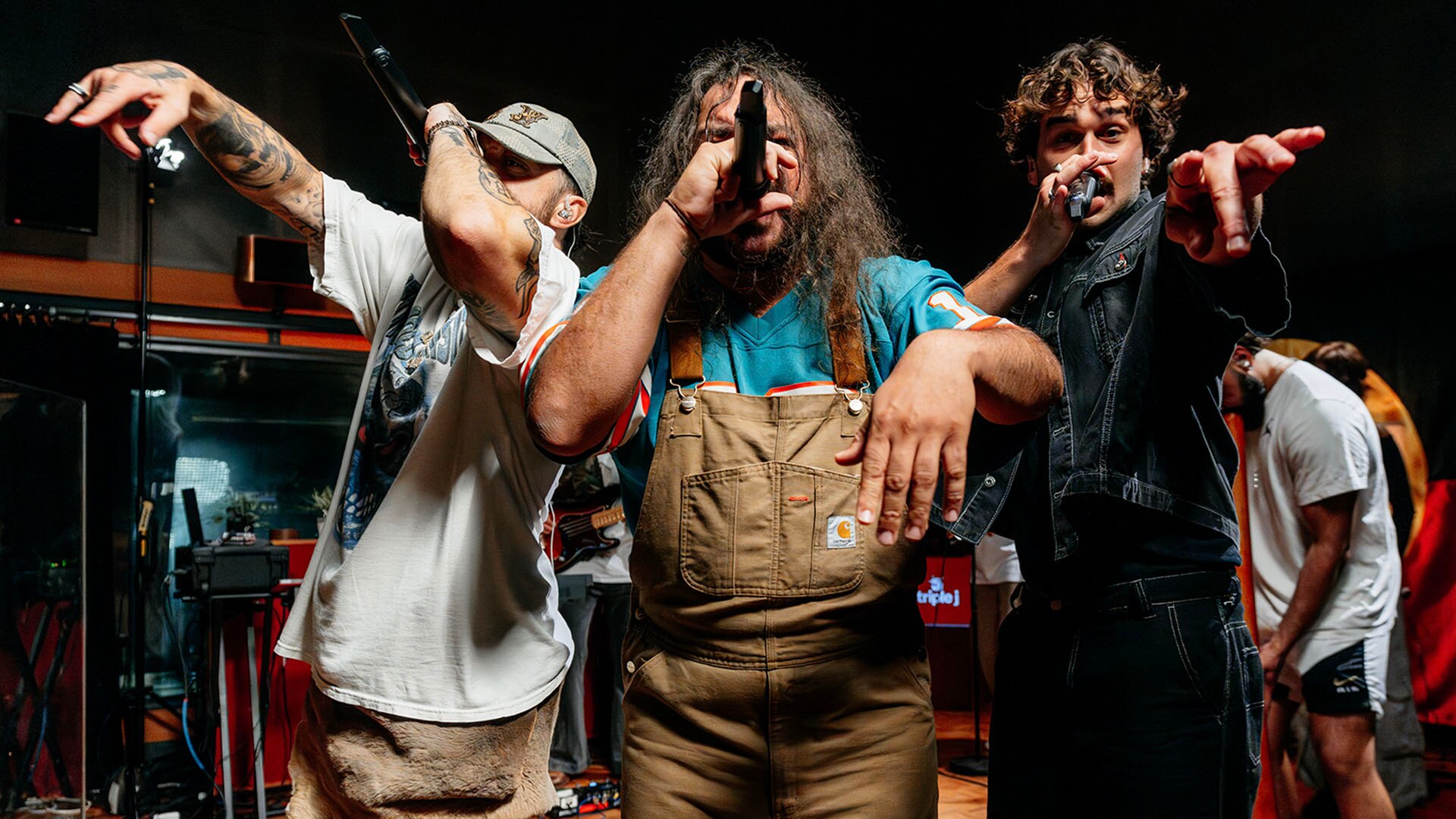 3% cover 5 Seconds of Summer’s ‘Youngblood’ for Like A Version