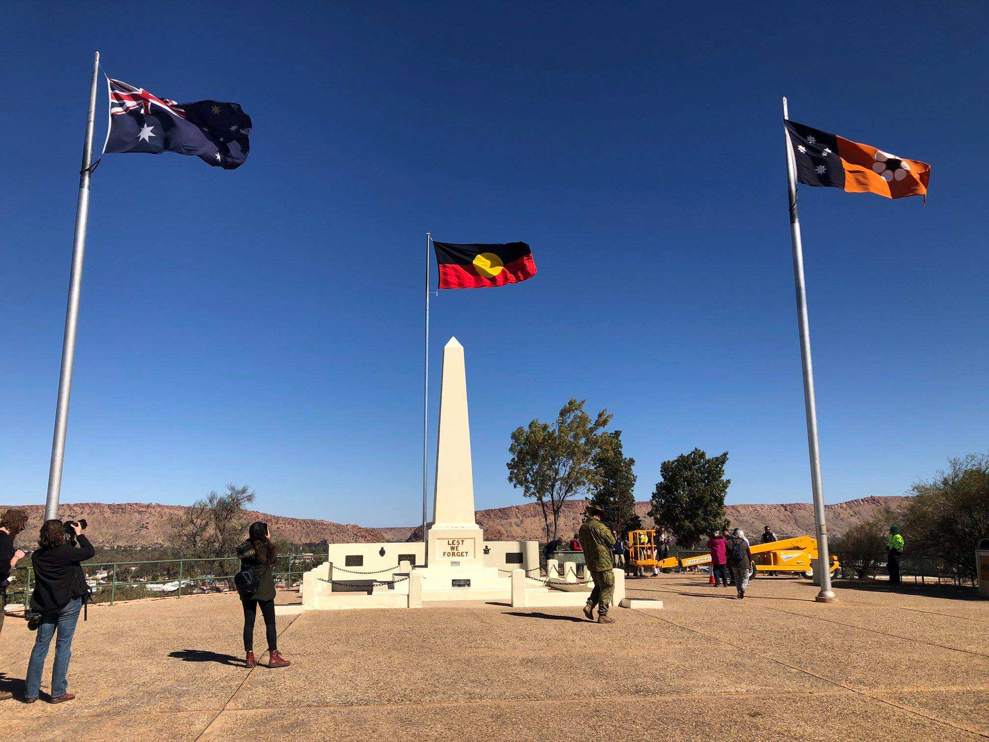 Torres Strait Islander flag to fly permanently at Anzac Hill in Alice