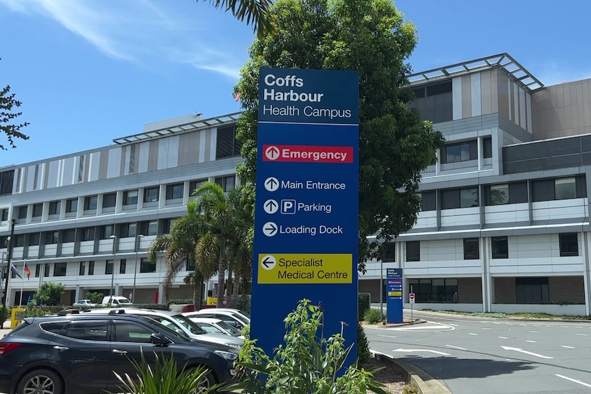 Signage at Coffs Harbour Hospital from the entrance