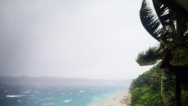 Cyclone Ian bears down on Tonga's Vava'u islands