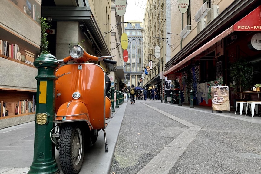 A photo of Degraves Street in May 2021.