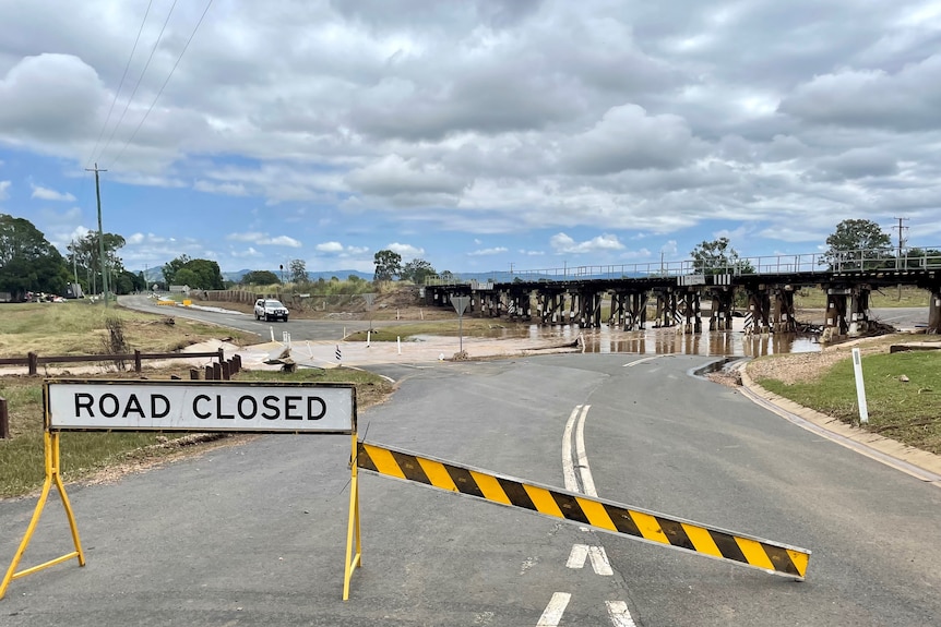 Road closed in Grantham after fresh warnings issued for flooding