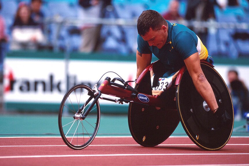 An action shot of Paralympian Kurt Fearnley