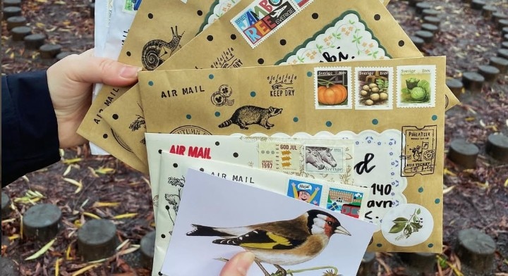 International penpals meet after 33-year correspondence