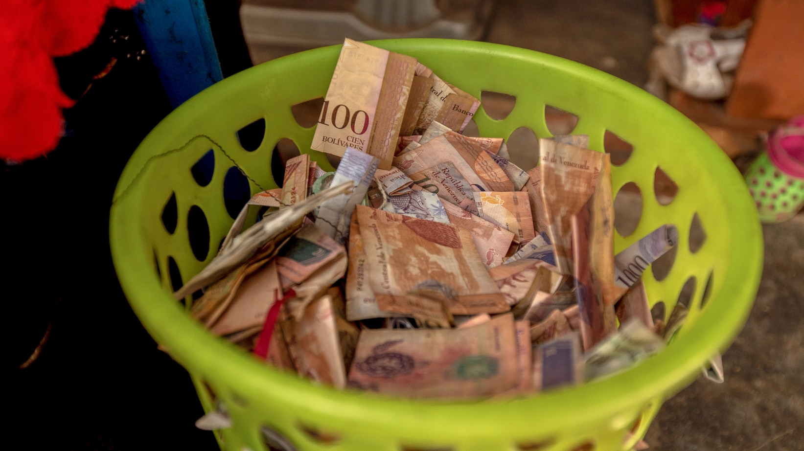 Venezuelans are slowly starving to death as Maduro and Guaido battle