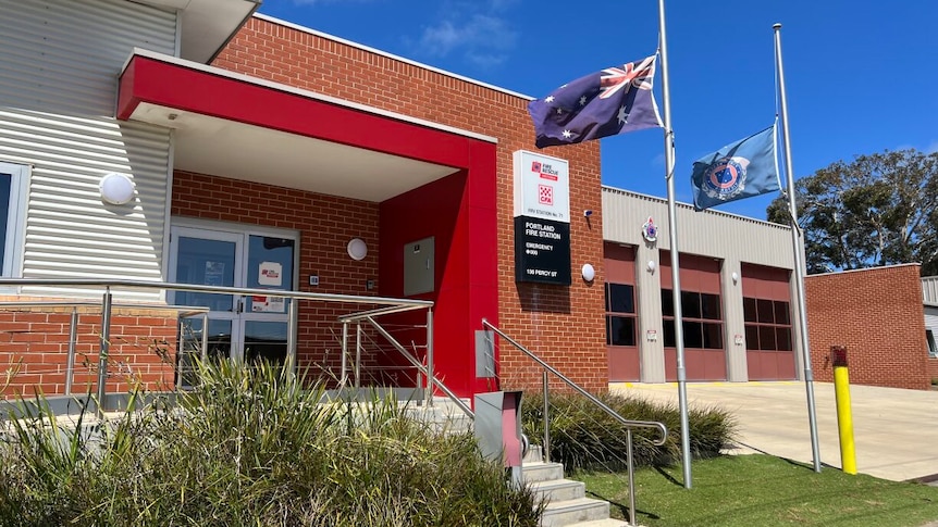 Australian flag flies out the front of the Portland CFA building.