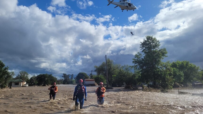 Les factures de sauvetage par hélicoptère émises aux résidents d’Eugowra après une inondation meurtrière seront levées