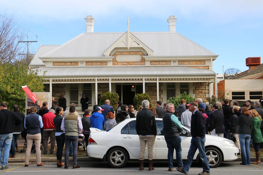 A house auction in Norwood
