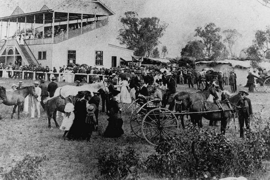 black white image of showground ring from the early days with horse and buggy