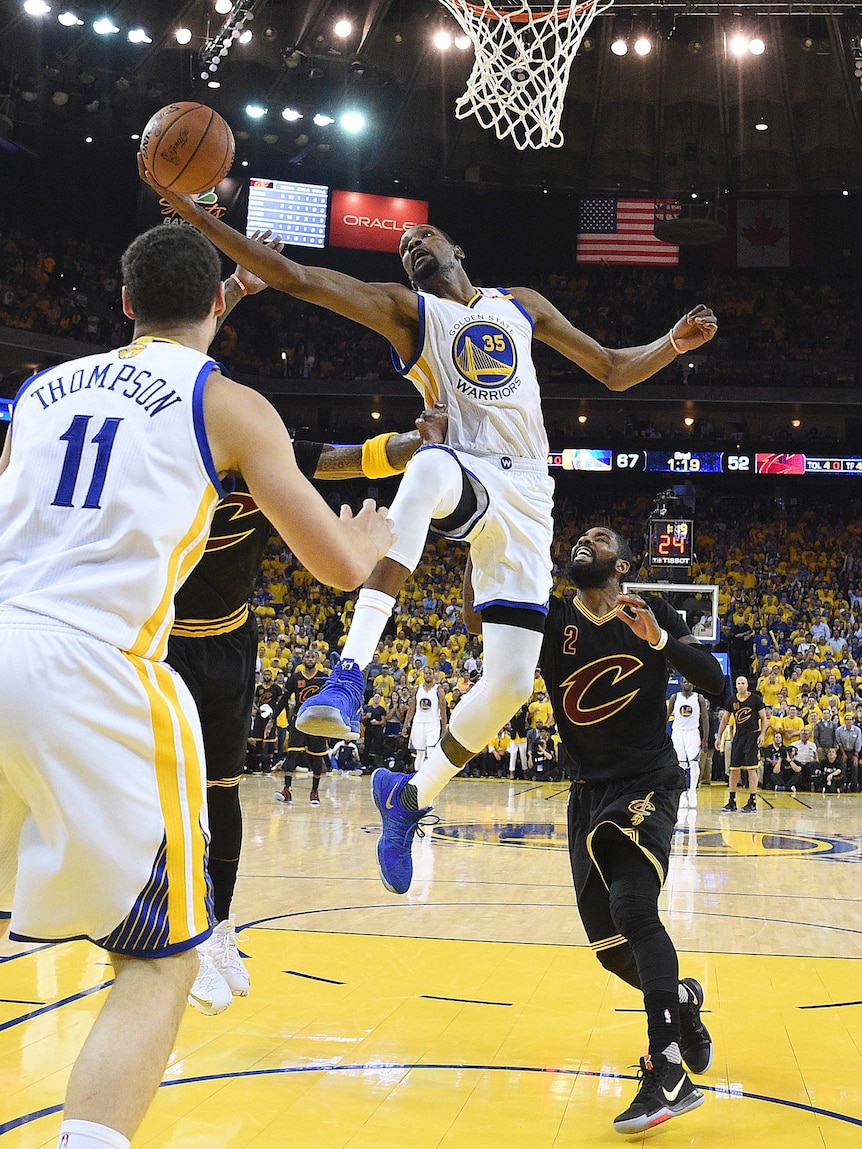 Golden State Warriors forward Kevin Durant (35) shoots against Cleveland in NBA Finals Game Five.