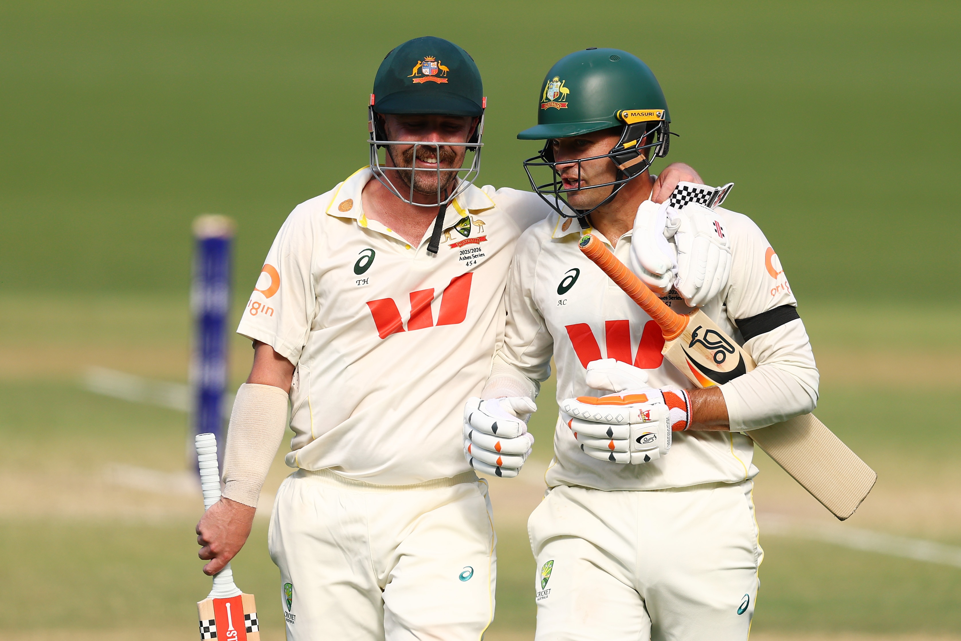 Live: Head passes 150 as Australia piles on the runs in Adelaide