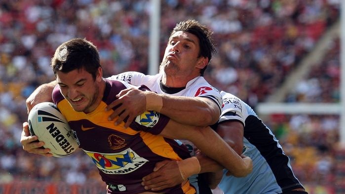 Matt Gillett picked up two tries in the first 20 minutes in the centres.