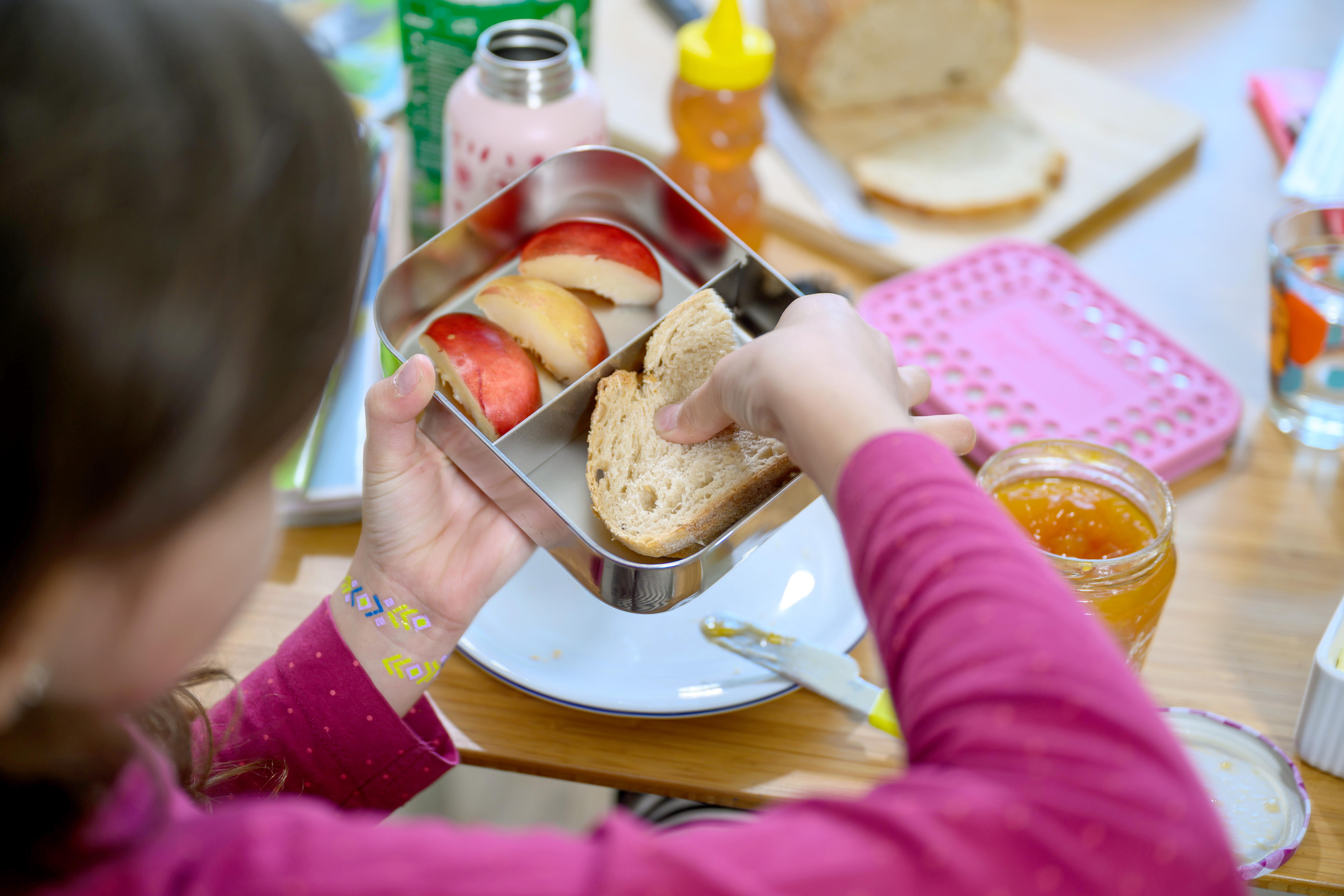 Why is lunch a growing challenge for Australian schools? episode artwork