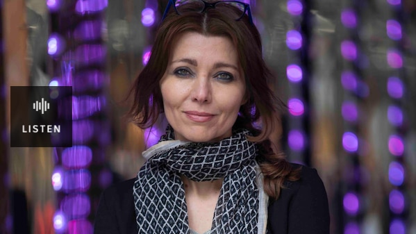 Elif Shafak (c) FerhatElik. Has Audio.