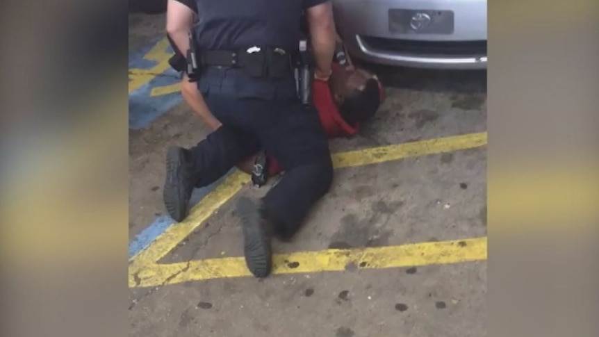 WARNING: Graphic footage - Alton Sterling was shot multiple times by police