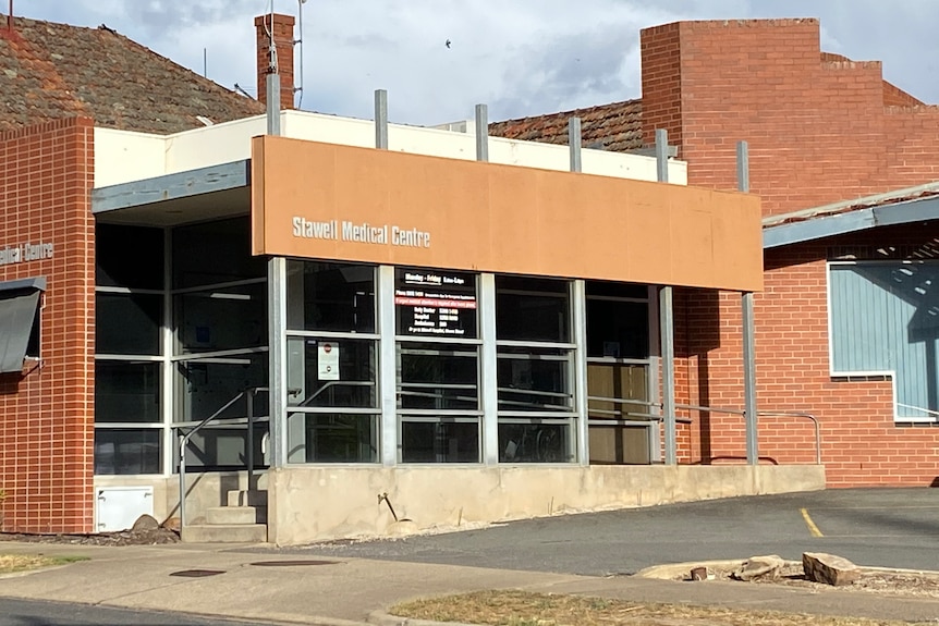 A reddish brown exterior of a GP clinic in regional Victoria. The sin reads Stawell Medical Centre