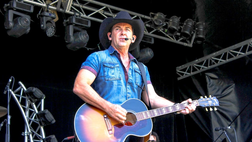Country music singer Lee Kernaghan on stage in Tamworth in 2016