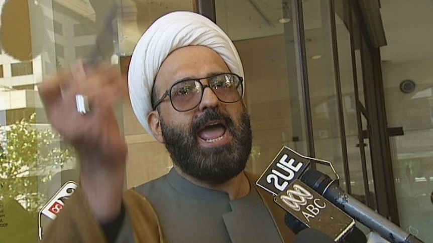 Man behind siege named as Iranian cleric Man Haron Monis