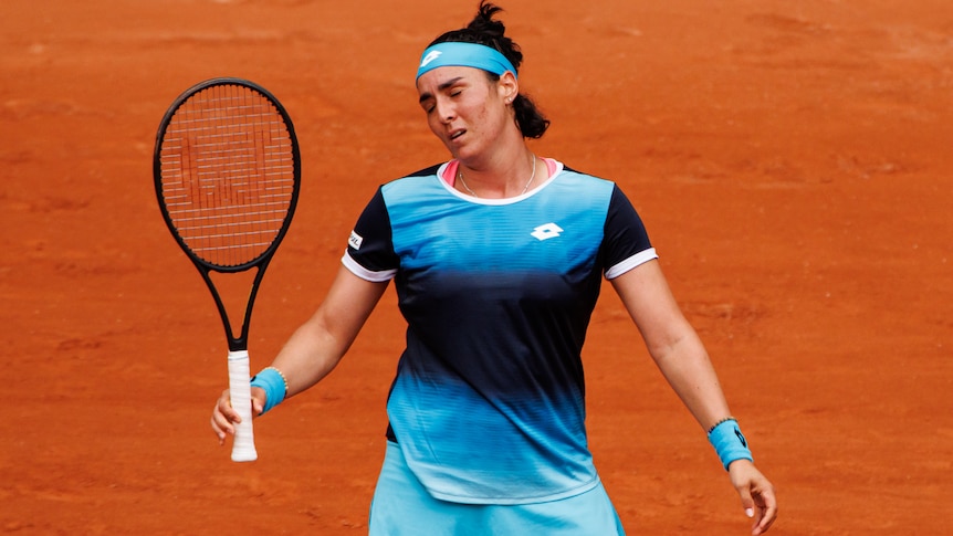 Top women’s seeds Ons Jabeur, Garbine Muguruza tumble in day one upsets at Roland Garros – World news