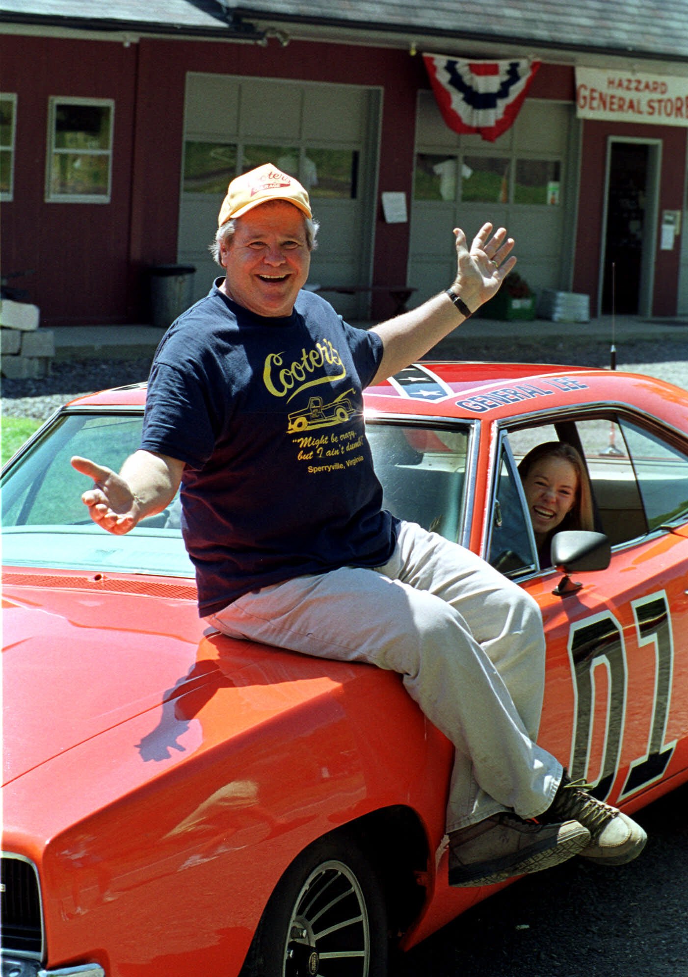 Ben Jones, who played Cooter in the Dukes of Hazzard, has died