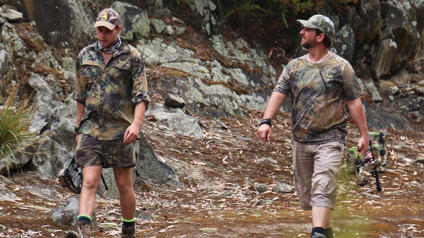 Zach Slattery and Aaron Wilksch hunting feral cats in Kangaroo Island