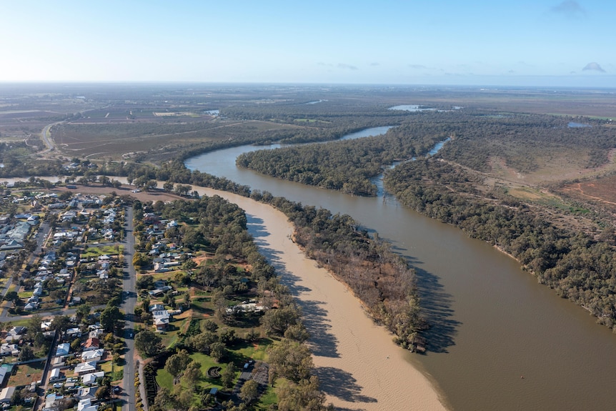 Overhead photo of two rivers converging.