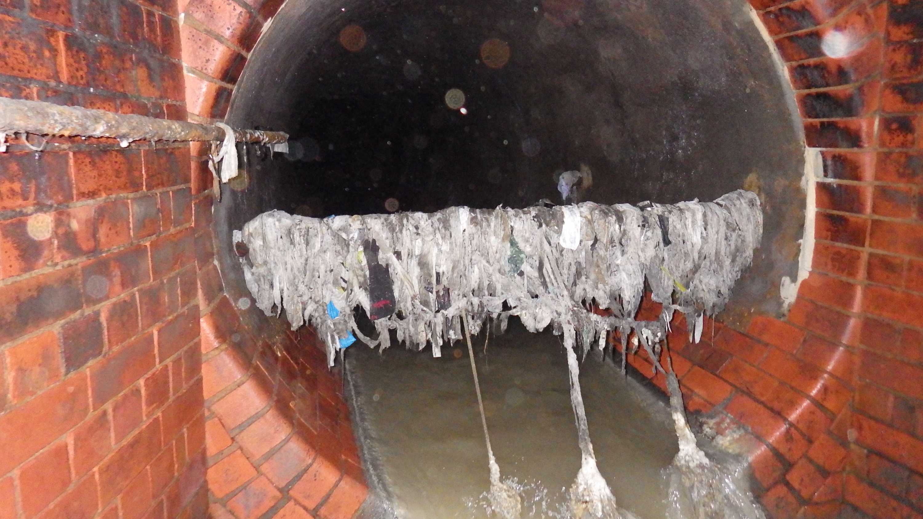London's new 7b 'super sewer' aims to stop faeces, filth polluting the
