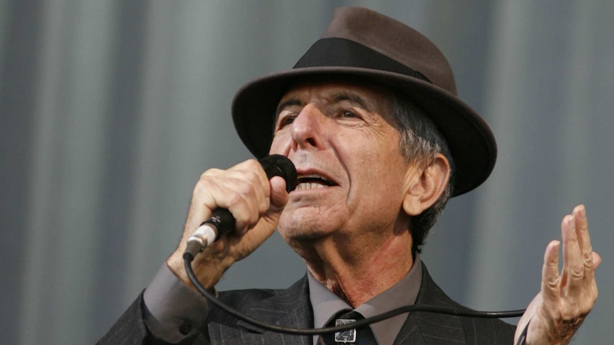 Leonard Cohen at Glastonbury 2008