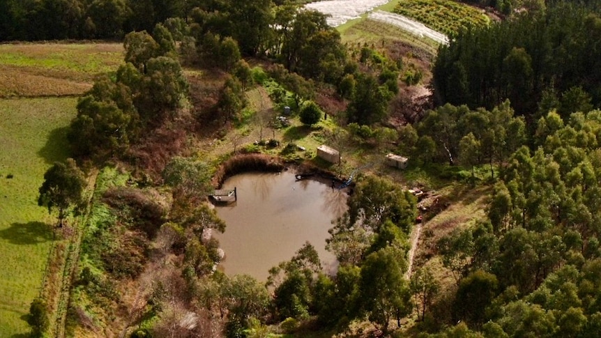 An overhead view of a dam.