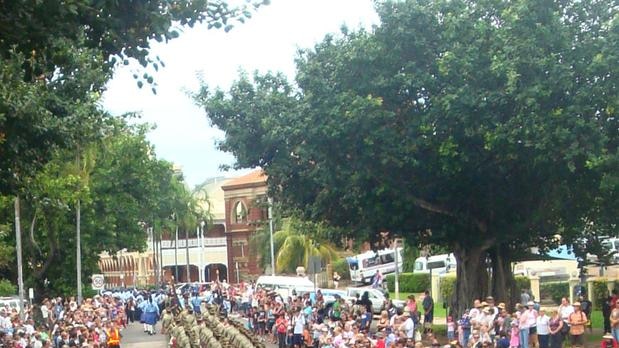 Townsville Anzac Day parade 2010 troops snake