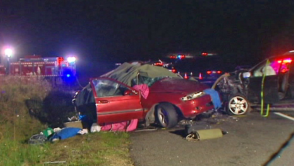 Father and daughters killed in car smash - ABC News