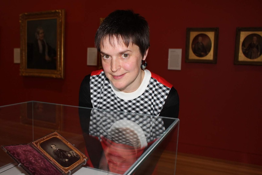 National Portrait Gallery Joanna Gilmour with the 1859 portrait of Thomas Wentworth Wils