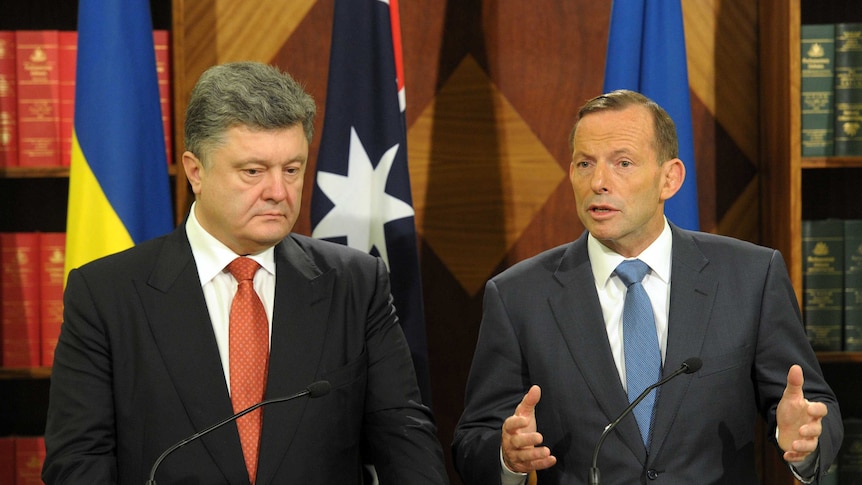 Tony Abbott and Petro Poroshenko in a joint news conference in Melbourne