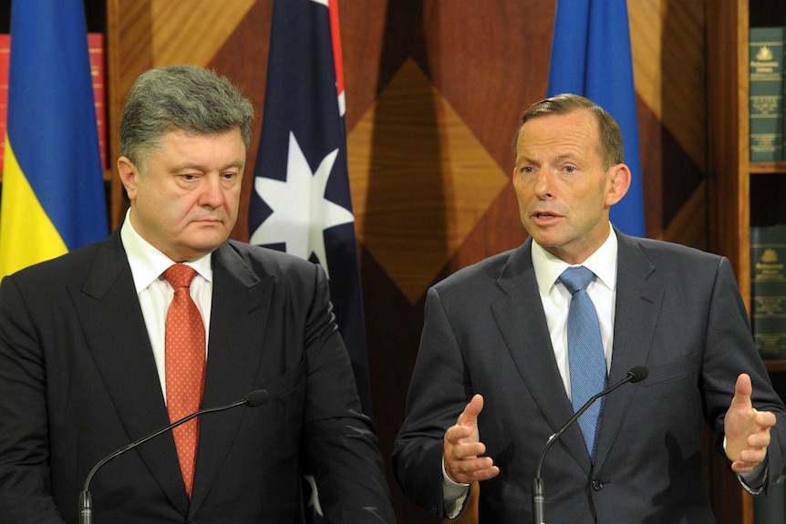 Tony Abbott and Petro Poroshenko in a joint news conference in Melbourne