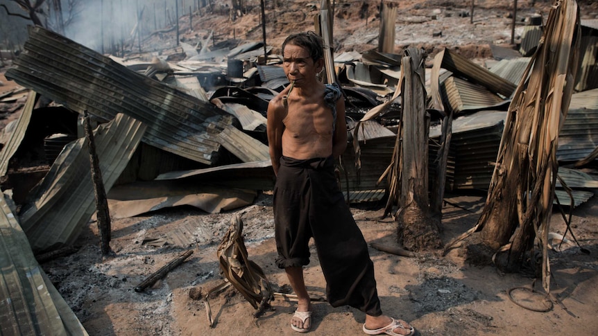 Myanmar refugees left homeless by blaze
